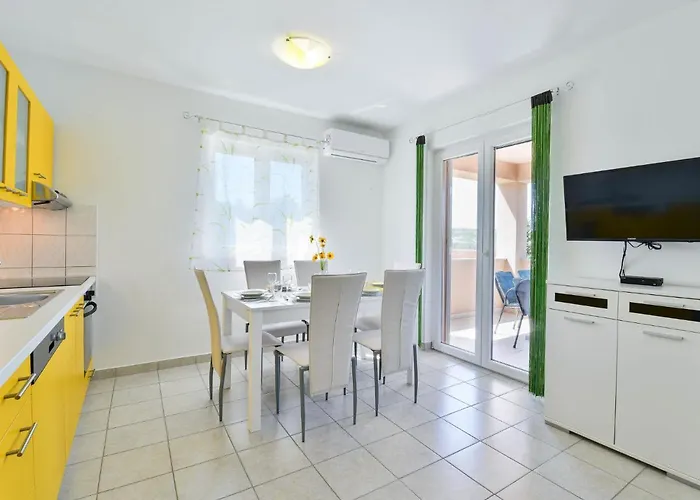 Lägenhet Matas-3 By Interhome